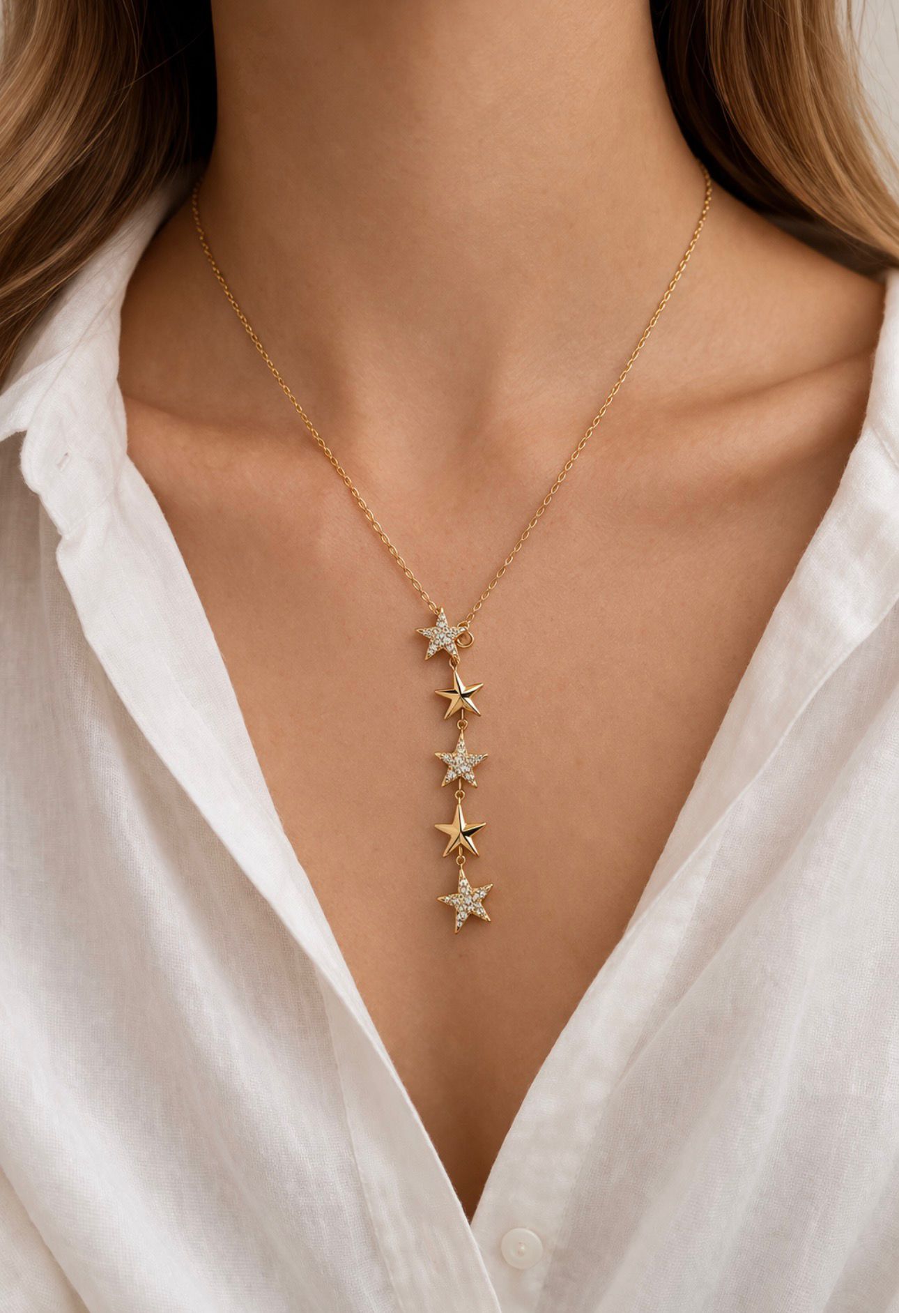 Edelstahl Halskette mit Stern Anhänger – Goldene Layer Kette mit Zirkonia – Eleganter Schmuck für Damen